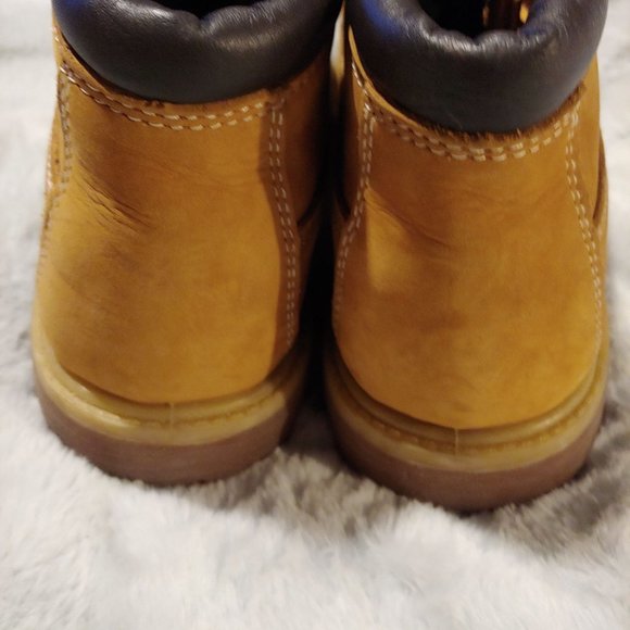 Timberland Chukka Nellie Nubuck Wheat boots women 8M - Picture 3 of 14